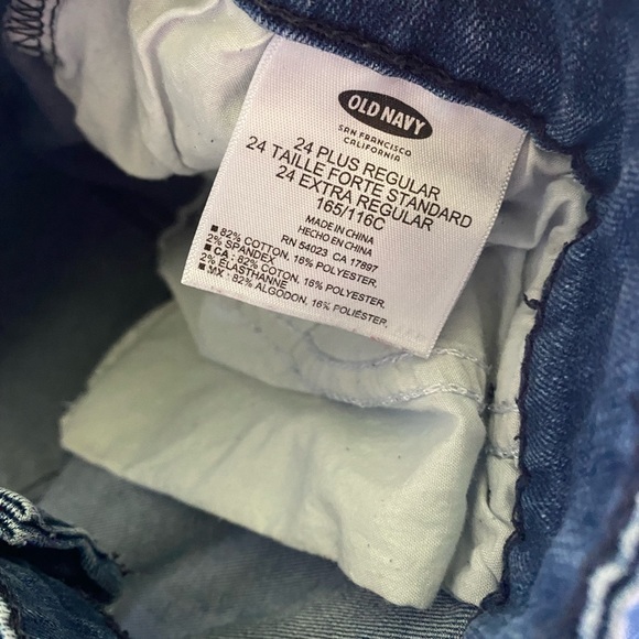 Old Navy Rockstar Plus Size Jeans - Picture 3 of 5